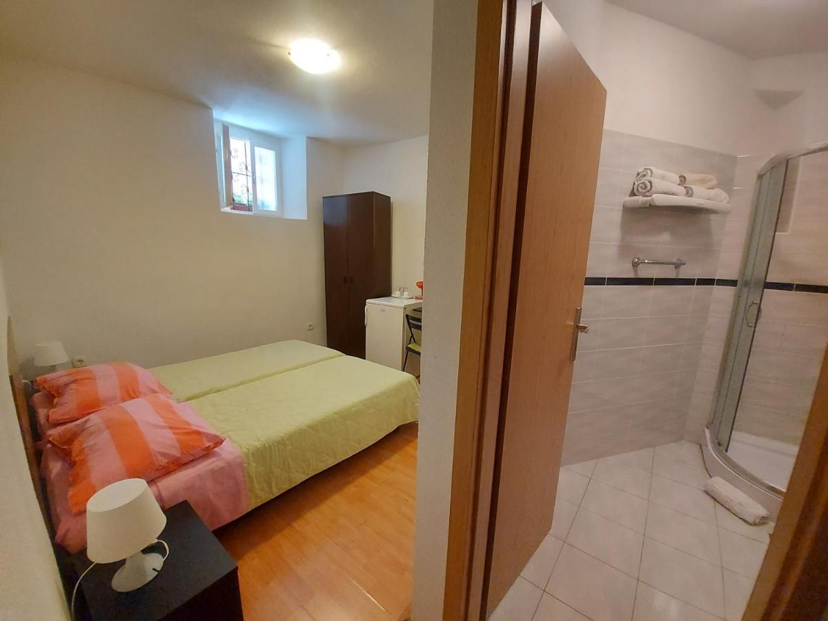 Guesthouse Boris Labin  Exterior foto